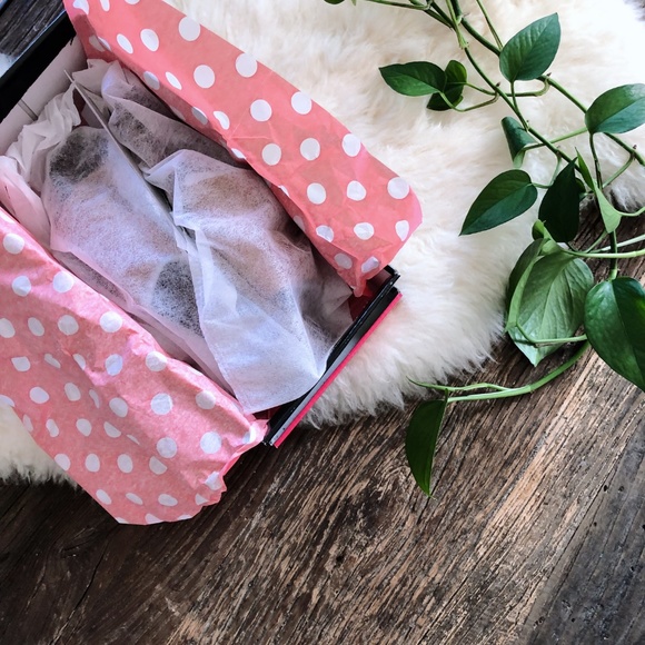 • f a u x l e a t h e r s l i d e r • - Picture 4 of 4